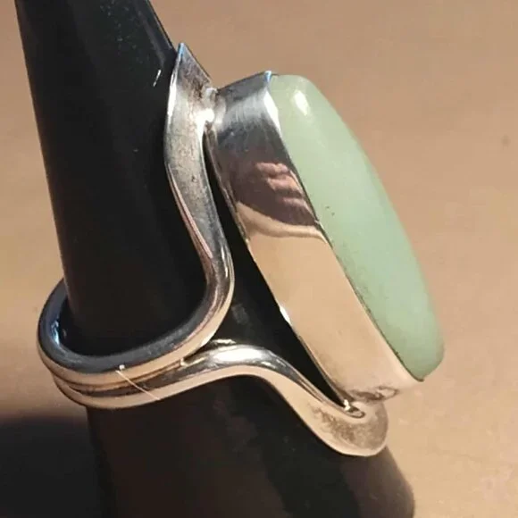 Ring - Green Aventurine and .925 sterling silver, size 7 - Picture 2 of 7
